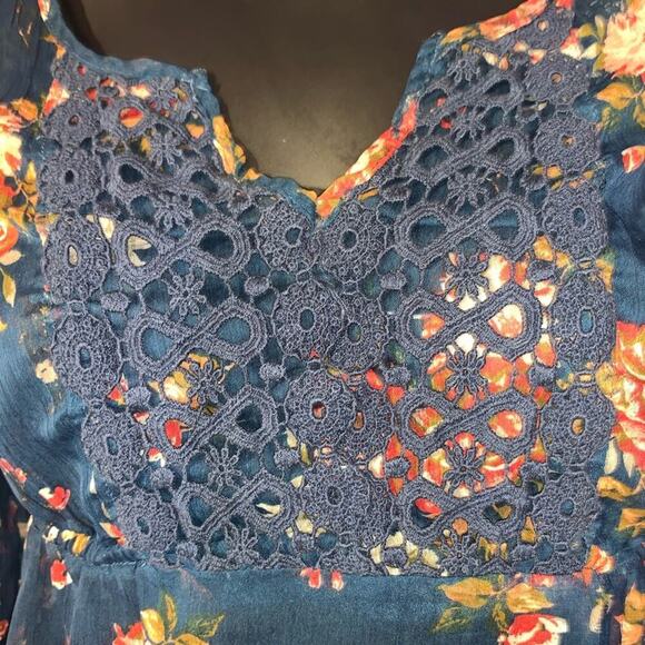 💋Bundle 4 items for $20. Add items💋 to a bundle. Items with 💋are eligible - Picture 8 of 16